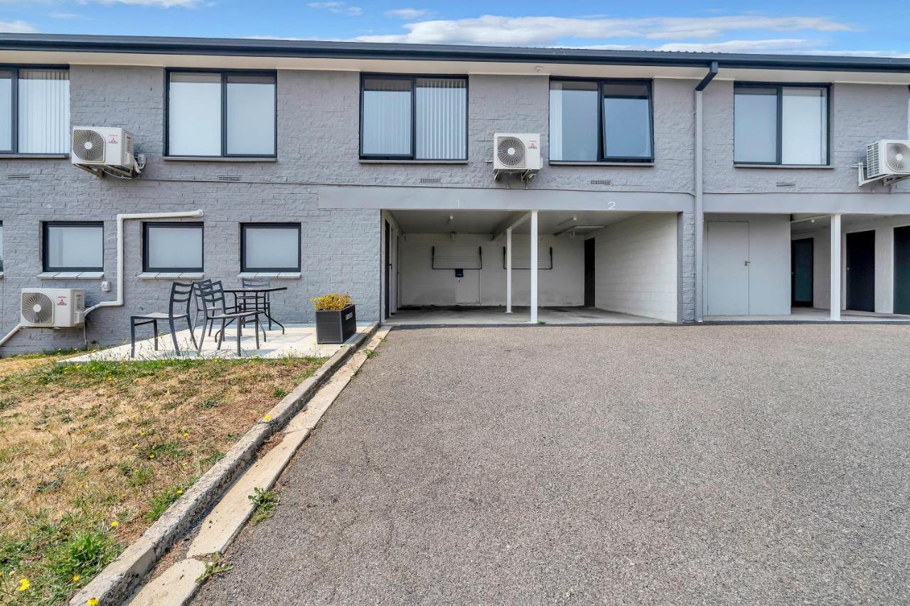 Youngtown Executive Apartments - 2Br Included, Free Parking & Wifi, Sofa Bed & Cot Fee Applies Launceston Bagian luar foto